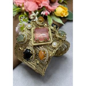 สร้อยข้อมือทองเหลืองชุบทองประดับมอสซาไนต์ ดีไซน์ทันสมัยสำหรับผู้หญิง เหมาะสำหรับงานแต่งงาน งานหมั้น และงานปาร์ตี้ - Product Image 1