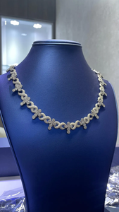 Collier fleur en diamant Moissanite VVS, serti de pierres, en argent 925, collier de luxe pour homme et femme, idéal pour les soirées. - Product Image 2