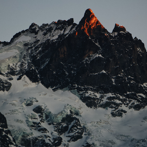 Résine de Shilajit sauvage biologique certifiée GMP par EUROFINS USA Lab |   Shilajit de l'Himalaya Plus |   Bocaux personnalisés - Product Image 3