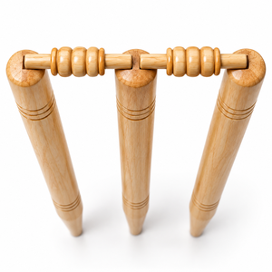 Stumps de Cricket de Madera con Logotipo Personalizado y Bails para Clubes de Cricket, Escuelas, Centros de Entrenamiento y Minoristas de Equipamiento Deportivo - Product Image 4