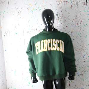 Sudadera FRANCISCAN DARK HUNTER con cuello alto, 100% color crema, con apliques bordados, cuello ancho, CLUSH SPORTS - Product Image 1