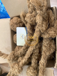 Jouet à mâcher en fibre de coco naturelle écologique Jouet pour chien longue durée avec boule de coco pour jouer à l'intérieur et à l'extérieur - Product Image 2