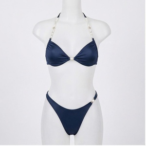 Ensemble de yoga 2 pièces imprimé papillon bleu avec finition dorée, body à col en V profond et jupe portefeuille longueur genou - Product Image 1