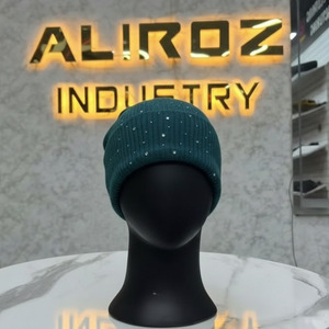 Rhinestone Design Beanie Cap-100% Acrylic Solid Street Style Outdoor Common Fit Breathable - Product Image 2