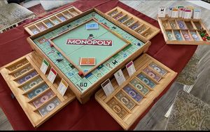 Plateau de jeu Monopoly en bois artisanal, de qualité supérieure, écologique, en stock, jeu familial pour anniversaire, mariage, fête - Product Image 3