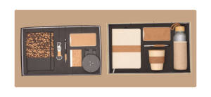 Ensemble cadeau d'affaires en cuir véritable pour bureau de direction avec stylo personnalisé, porte-clés et porte-cartes pour la Saint-Valentin, la fête des mères - Product Image 4