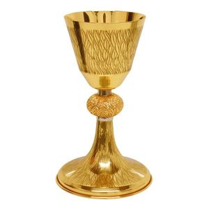 Calice en laiton, gobelet artisanal détaillé, tasse à boire vintage, vaisselle traditionnelle, décoration médiévale élégante, objet de décoration classique - Product Image 1