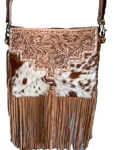 Sac à dos en cuir véritable fait à la main pour hommes et femmes, style bohème occidental, bandoulière durable, sac de voyage à ressort fabriqué en Inde - Product Image 2