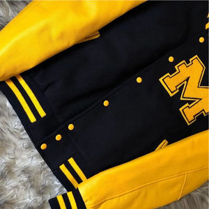 Vestes universitaires de baseball en laine 100% de qualité supérieure pour l'hiver, personnalisables avec couleurs et logos sur mesure, écologiques, vente en gros - Product Image 5