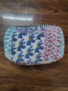 Corn husk clutch pouch Durable makeup pouch wholesale Soft portable puffer bag Lightweight cosmetic caseble Wholesale Make up - Product Image 1