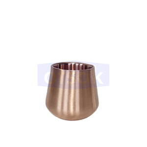 Verre à eau artisanal en cuivre massif, écologique, grande capacité, pour l'hydratation quotidienne, cuisine, table à manger, maison et restaurant - Product Image 1