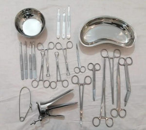 Kit Quirúrgico Veterinario de Grado Médico para Clínicas Veterinarias y Granjas - Product Image 1