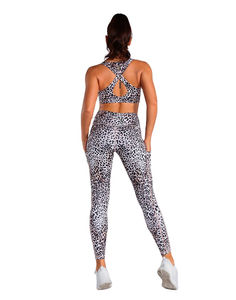Conjunto de Yoga Transpirable sin Costuras de Alta Calidad para Mujer, Logotipo Personalizado, Gimnasio, Fitness, Logotipo Frontal, Talla Grande, Diseño Sólido, Secado Rápido - Product Image 5