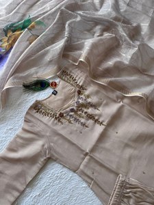 ชุดคุर्ติผ้าไหมชานเดรีพรีเมียมสุดหรู ดีไซน์คอวี ให้ความสบายในฤดูร้อน คอลเลคชั่น 2026 นี้ คือสินค้าที่ต้องดู - Product Image 5