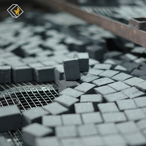 À vendre briquettes de charbon de bois pour narguilé Service OEM de qualité supérieure à faible teneur en cendres Fabriqué 100% charbon de bois de noix de coco naturel Usine indonésienne - Product Image 6