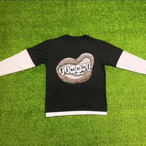 เสื้อยืดแขนยาวสไตล์เฮลพังก์ทรงโอเวอร์ไซส์สำหรับผู้ชาย ผ้าคอตตอนเจอร์ซีย์ คอกลม แต่งขอบตัดกัน พิมพ์ลายตัวอักษร เสื้อยืดสองชั้น - Product Image 5