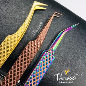 Pinzas de Extensión de Pestañas Profesionales de Acero Inoxidable Japonés con Logotipo Personalizado, Agarre de Diamante de 45 Grados, Color Arcoíris, Puntiagudas y Sostenibles - Product Image 5