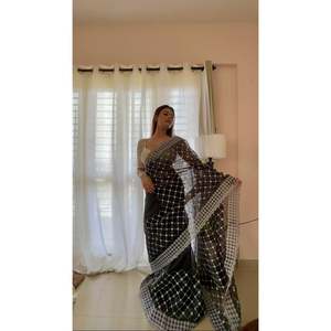 RICH LOOK ORGANZA SEDA BORDADO THRAED CUT WORK SAREE CON BLUSA COSTADA NEGRO - Product Image 1