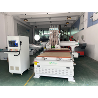 Routeur CNC d'enchères pour machine de gravure et de découpe CNC à quatre processus faciles à utiliser