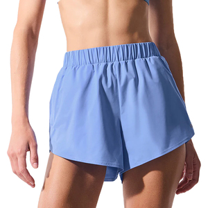 ชุดแจ็คเก็ตผ้าริปสตอปน้ำหนักเบาพรีเมียมและกางเกงขาสั้นทรงดอลฟินสำหรับผู้หญิง ชุดกีฬาเทคนิคสำหรับผู้หญิง ชุด 2 ชิ้นสั่งทำได้ ขายส่งแบบ OEM - Product Image 5