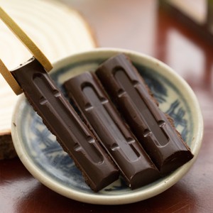 Barra de Chocolate Negro Premium 72% con Cacao y Manteca de Cacao como Productos al por Mayor a Granel para Set de Regalo Corporativo - Product Image 5