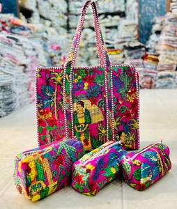 Vintage Lady Waterproof Quilted Geometric Cotton Crossbody <b>Shoulder</b> Bag with Zipper Closure for Travel and Daily Use - Product Image 3