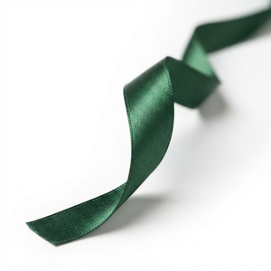 Cinta de Satén Verde Oscuro de 6mm, de una Sola Cara, Personalizable, Directo de Fábrica, Rollo de 350 Metros para Envoltura de Regalos de Navidad, Venta al por Mayor y Menor - Product Image 3