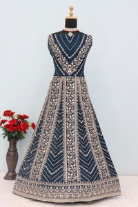 Colección Festiva 2026: Vestido Anarkali de Lujo, Elegante, Bordado, con Cuello en V, Largo hasta el Suelo, Túnica Maxi con Dupatta Pesada, Estilo Indio - Product Image 6
