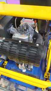 Cortadora de Césped Kewema Rhino Azul con Manijas Amarillas, Autopropulsada, de Gasolina, de un Solo Cilindro - Product Image 5