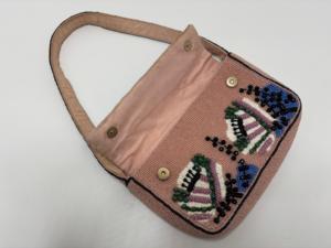 Handcrafted Seed <b>Beaded</b> Pearl for Shoulder Bag with Intricate Beadwork Premium Quality Elegant Styling for Fashion Parties - Product Image 4