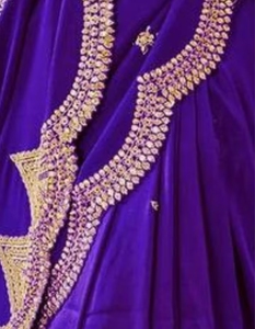 Sari réversible en soie mélangée bleue KV, orné et infroissable, avec chemisier non cousu pour mariage - Product Image 2