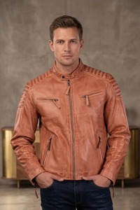 Veste de motard en cuir d'agneau véritable rouge pour homme avec panneaux matelassés et boucles à la taille - Product Image 1