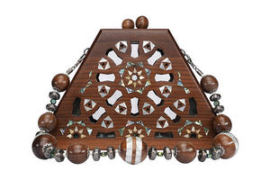 Pochette à main en bois artisanale de luxe avec incrustation de nacre MOP, au style traditionnel élégant, pour mariages, festivals, fêtes - Product Image 3