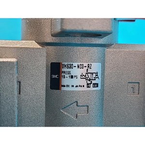 Ensemble de régulateur pneumatique SMC AR30-N03-Z-X2005+VHS30-N03-RZ+ISE30-T1-65, utilisé comme pièce détachée d'équipement semi-conducteur d'occasion - Product Image 1