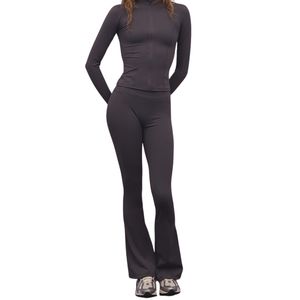 Ensemble de yoga 2 pièces pour femme, coupe ajustée, veste et leggings de sport taille haute, tenue de fitness et de yoga, vente en gros personnalisée - Product Image 1