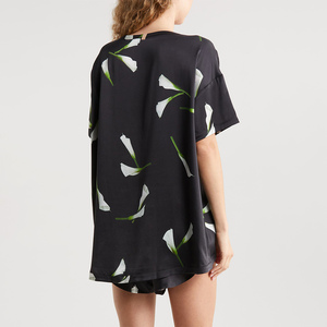 Ensemble de vêtements de nuit en soie satinée pour femmes avec impression par sublimation personnalisée, 2 pièces, robe de nuit mini confortable pour femmes, robe 100% soie, vêtements de nuit - Product Image 3