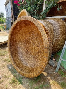 Coracle en bambou fait main du Vietnam avec banc et pagaies inclus, pour décoration de jardin, vente en gros - Product Image 2
