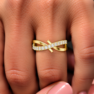 Bague d'anniversaire en or massif 14K 18K avec diamant de laboratoire taille ronde 0,28 carat DEF VVS, motif infini croisé pavé de diamants, vente en gros - Product Image 2