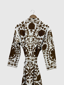 Hand Embroidered Floral Pattern Long Coat Plus Size Women's <b>Velvet</b> Jacket Mandarin Collar Full Sleeve Spring Wear - Product Image 4