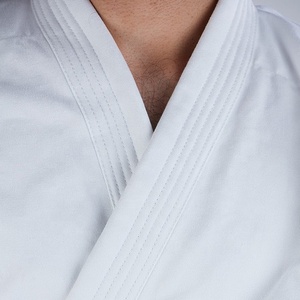 Uniformes de Karate con Logotipo Personalizado de Fábrica al por Mayor, Kimonos Ligeros Unisex Hechos de Algodón en Oferta - Product Image 4