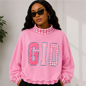 Sudadera Oversize Estilo Sorority con Letras GIO Bordadas, Cuello Alto Simulado, de Algodón y Felpa, Venta al por Mayor - Product Image 3