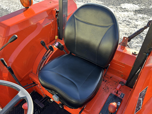 Tracteur M9000 2000 Premium, Équipement Prêt à l'Exportation, Robuste, Approvisionnement en Gros - Product Image 6