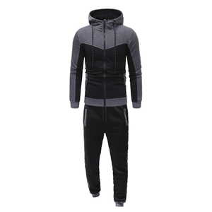 Ensemble de survêtement performant avec une construction légère, un matériau respirant et un design flexible pour la course à pied et la remise en forme - Product Image 4