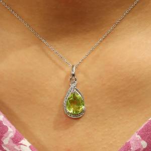สร้อยคอเงินแท้รูปหยดน้ำประดับเพอริดอท จี้พลอยสีเขียวประจำเดือนสิงหาคม ของขวัญสำหรับผู้หญิง - Product Image 3