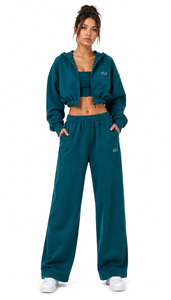 Ensemble de survêtement assorti avec sweat à capuche court à ourlet élastique épais et pantalon palazzo coupe ample, logo personnalisé, vente en gros saisonnière - Product Image 5