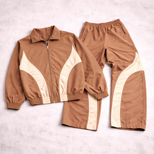 ชุดวอร์มกันลมสองชิ้นยอดนิยมปี 2026 น้ำหนักเบา ระบายอากาศได้ดี กันน้ำ เสื้อแจ็คเก็ตและกางเกงสไตล์สตรีทแวร์ สำหรับใส่ลำลอง ออกกำลังกาย หรือฝึกซ้อม - Product Image 1