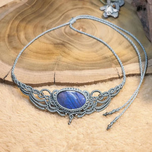 Collar de Macramé Gris Hecho a Mano con Labradorita, Piedra Brillante, Estilo Boho Gótico, Joyería Curativa, Venta al Por Mayor - Product Image 3