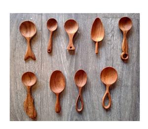 Pince à salade en bois sculptée à la main durable et écologique pour les outils de service/Bol en bois du Vietnam cuillère fourchette cuisine maison - Product Image 2