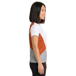 เสื้อยืดลำลองผู้หญิงคุณภาพสูง ราคาประหยัด ระบายอากาศได้ดี ผลิตจากวัสดุโพลีเอสเตอร์ผสมฝ้าย น้ำหนักเบา เป็นมิตรต่อสิ่งแวดล้อม - Product Image 4