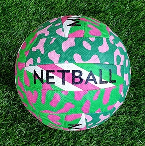 Netball engomado cosido a mano Partido de entrenamiento - Product Image 1